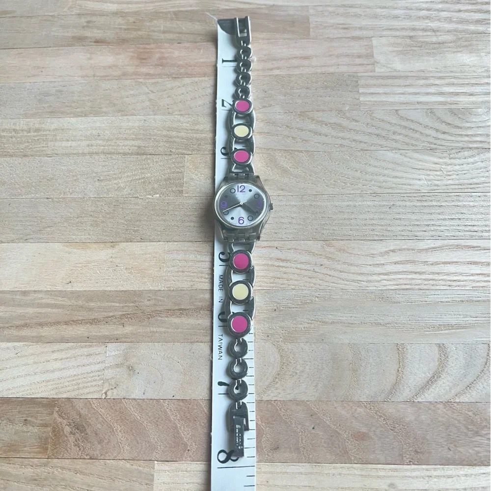 Swatch ladies watch pop art pink and cream bracelet NEW BATTERY